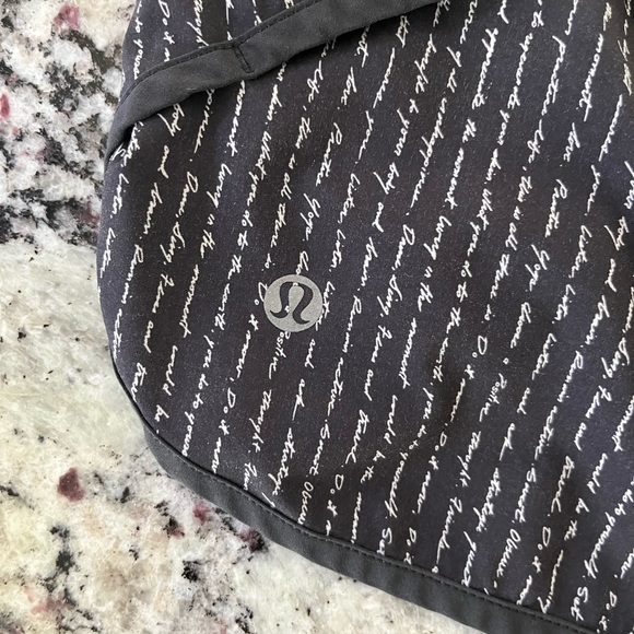 Lululemon Run Times Shorts - Picture 3 of 5